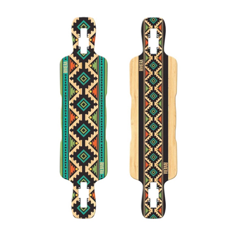 Riviera Dineh 37 Deck